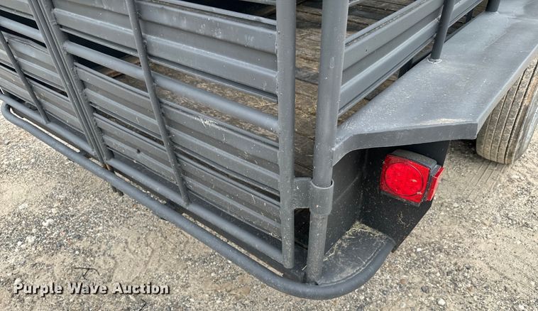 image for item EH3879 1993 Hanover livestock trailer