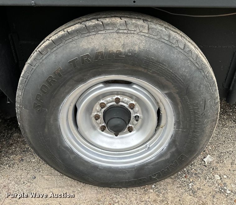 image for item EH3879 1993 Hanover livestock trailer