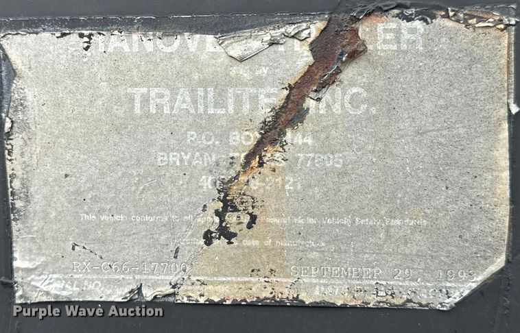 image for item EH3879 1993 Hanover livestock trailer