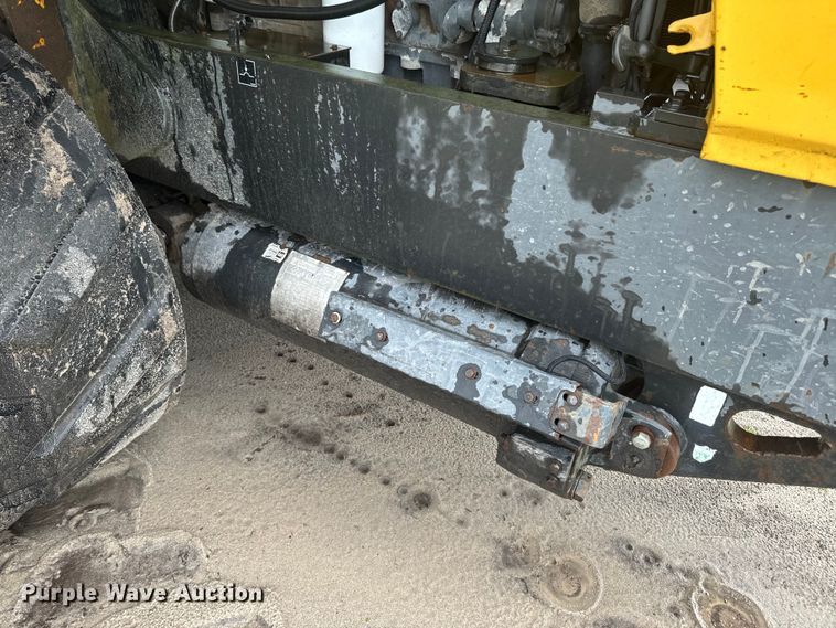 image for item EH5397 1995 Caterpillar  CH85C tractor