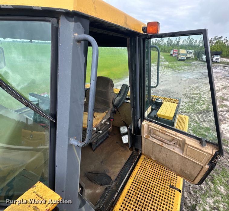 image for item EH5397 1995 Caterpillar  CH85C tractor