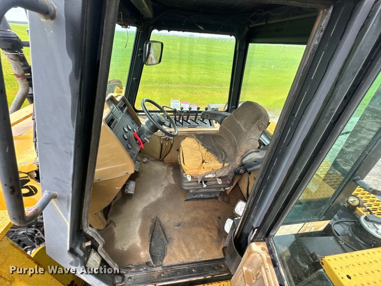 image for item EH5397 1995 Caterpillar  CH85C tractor