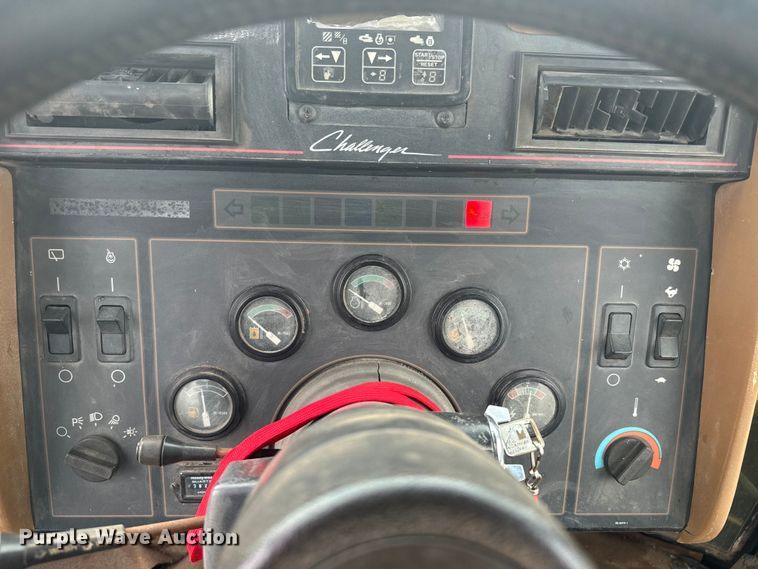 image for item EH5397 1995 Caterpillar  CH85C tractor