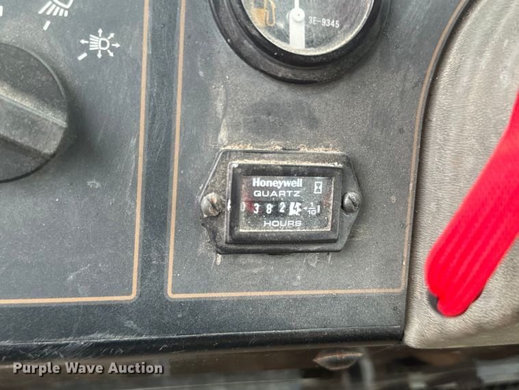 image for item EH5397 1995 Caterpillar  CH85C tractor