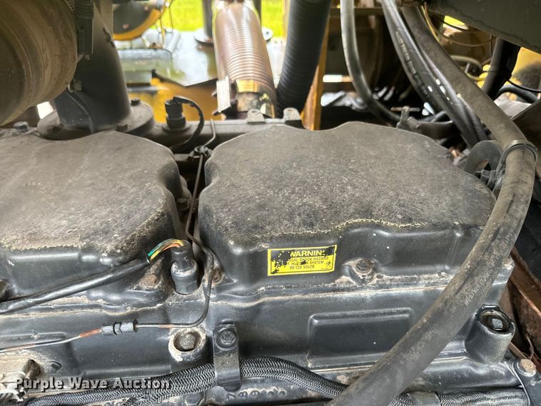 image for item EH5397 1995 Caterpillar  CH85C tractor