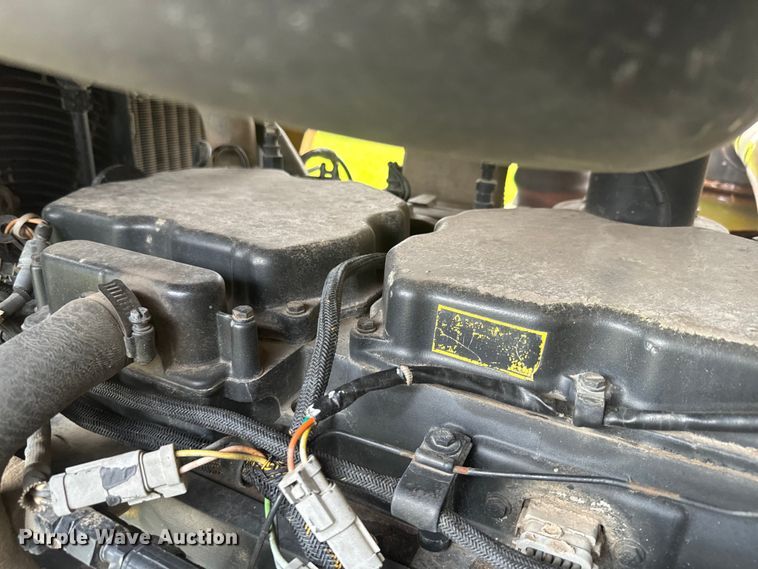 image for item EH5397 1995 Caterpillar  CH85C tractor