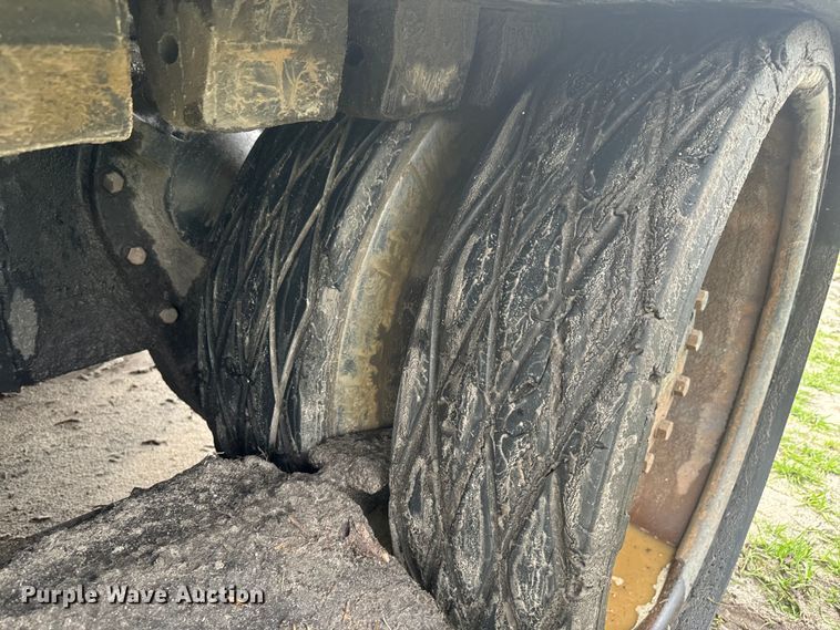 image for item EH5397 1995 Caterpillar  CH85C tractor