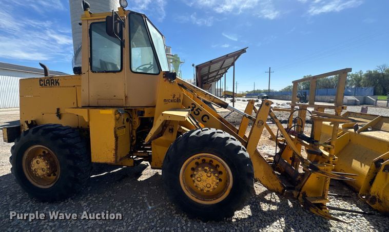 image for item EH5449 1985 Clark 35GMC wheel loader