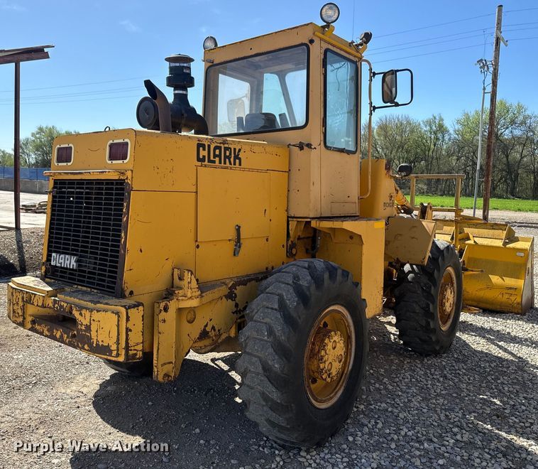 image for item EH5449 1985 Clark 35GMC wheel loader