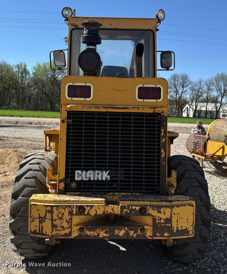 image for item EH5449 1985 Clark 35GMC wheel loader