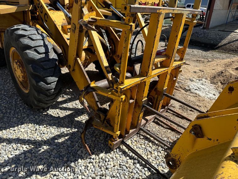 image for item EH5449 1985 Clark 35GMC wheel loader