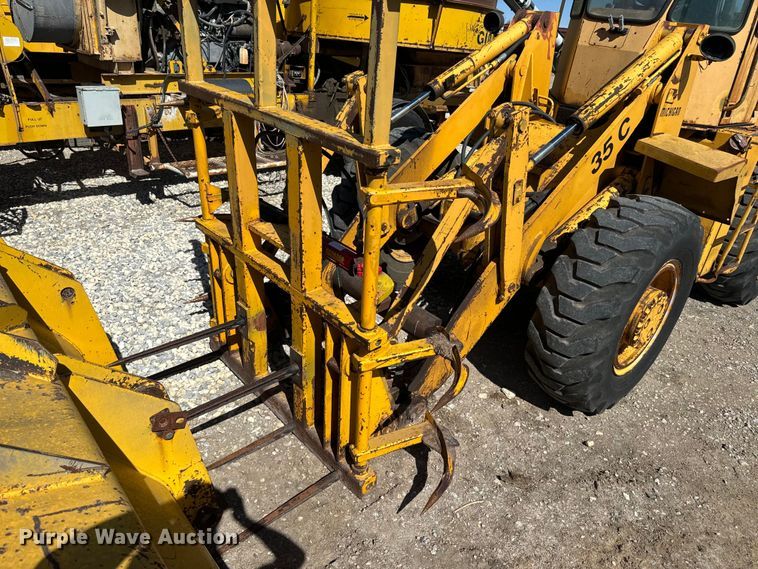 image for item EH5449 1985 Clark 35GMC wheel loader