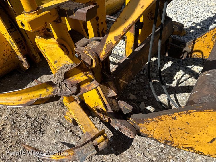 image for item EH5449 1985 Clark 35GMC wheel loader