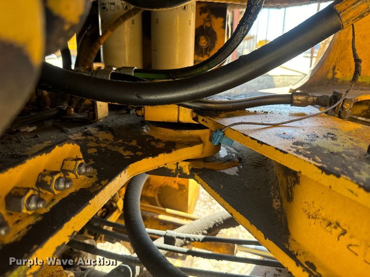 image for item EH5449 1985 Clark 35GMC wheel loader