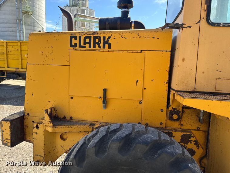 image for item EH5449 1985 Clark 35GMC wheel loader