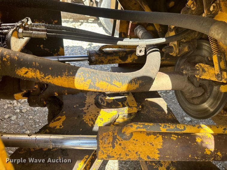 image for item EH5449 1985 Clark 35GMC wheel loader