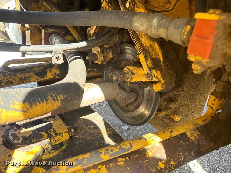 image for item EH5449 1985 Clark 35GMC wheel loader