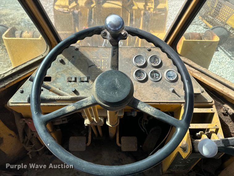 image for item EH5449 1985 Clark 35GMC wheel loader