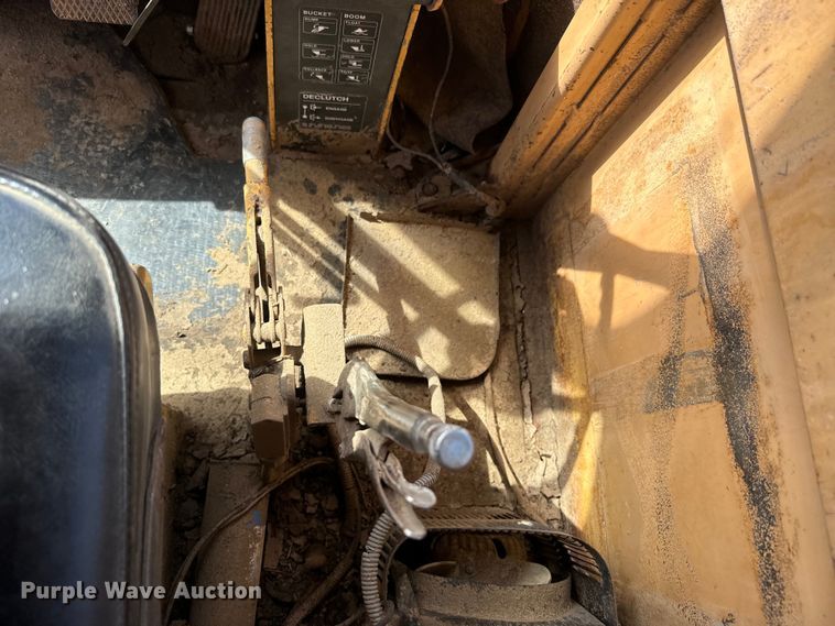 image for item EH5449 1985 Clark 35GMC wheel loader