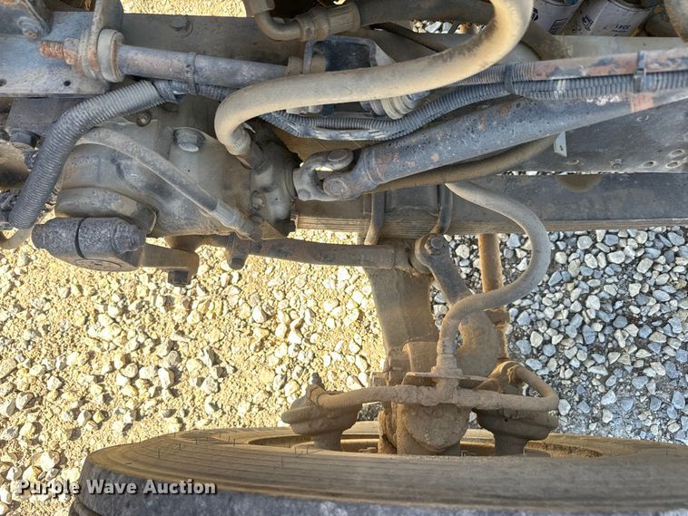 image for item EH5450 1979 International  P2554 grain truck