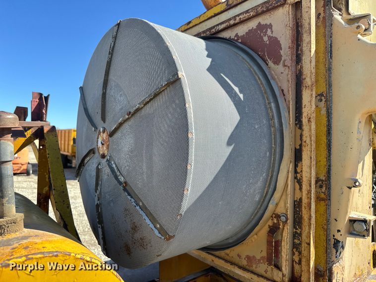 image for item EH5451 Jones bale grinder