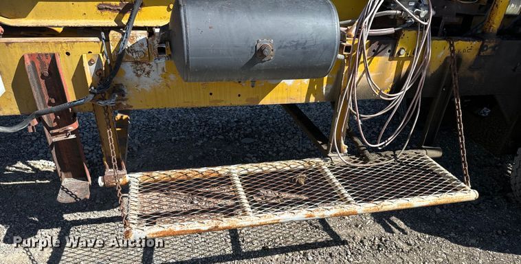 image for item EH5451 Jones bale grinder