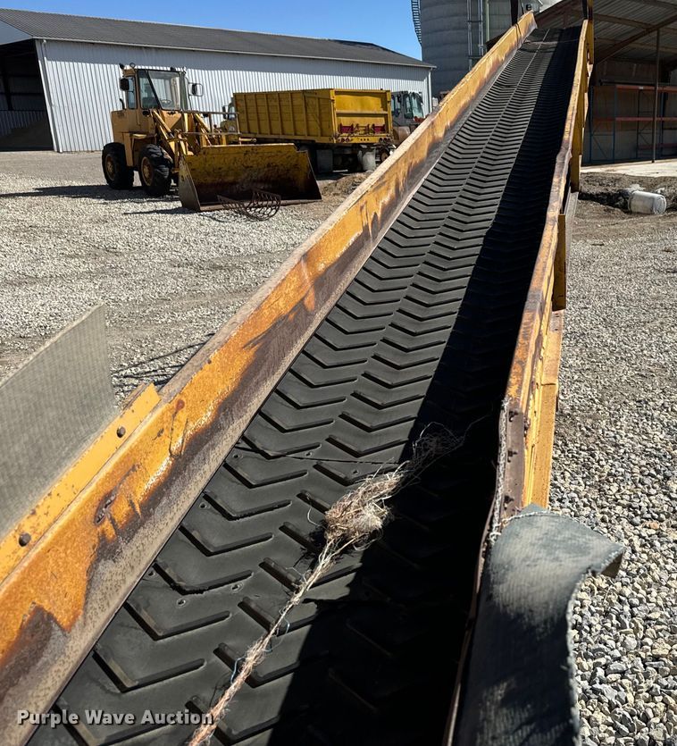 image for item EH5451 Jones bale grinder