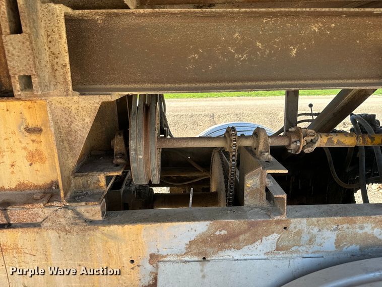 image for item EH5451 Jones bale grinder