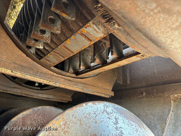image for item EH5451 Jones bale grinder