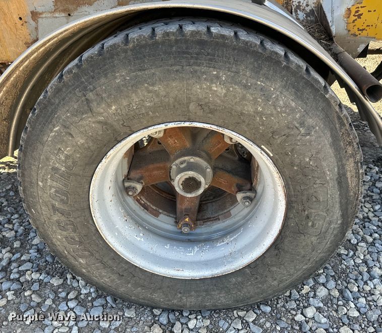 image for item EH5451 Jones bale grinder