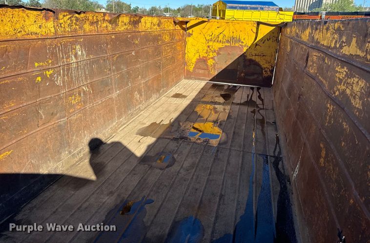 image for item EH5452 1974 Mack DM-600 grain truck