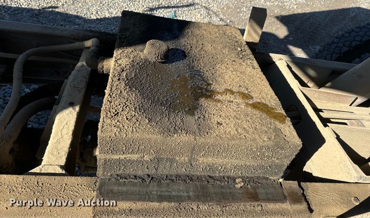 image for item EH5452 1974 Mack DM-600 grain truck