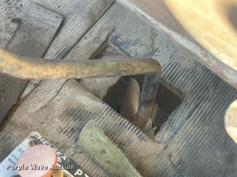 image for item EH5452 1974 Mack DM-600 grain truck