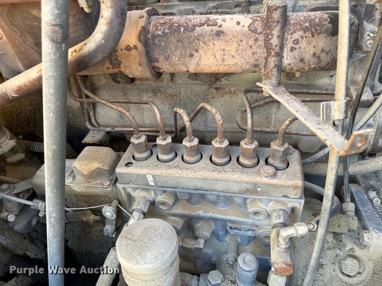 image for item EH5452 1974 Mack DM-600 grain truck