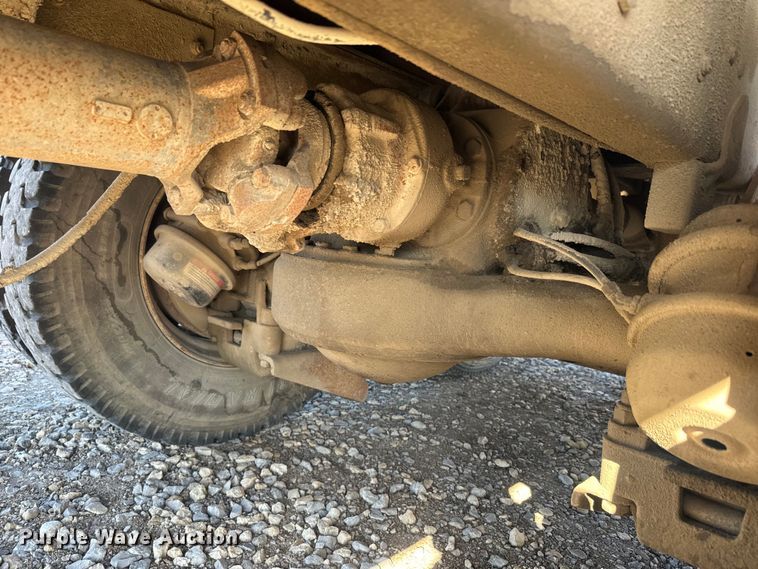 image for item EH5452 1974 Mack DM-600 grain truck