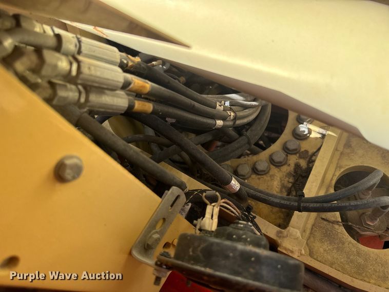 image for item EH5453 1996 JLG 40Electric  boom lift