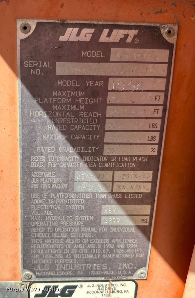 image for item EH5453 1996 JLG 40Electric  boom lift