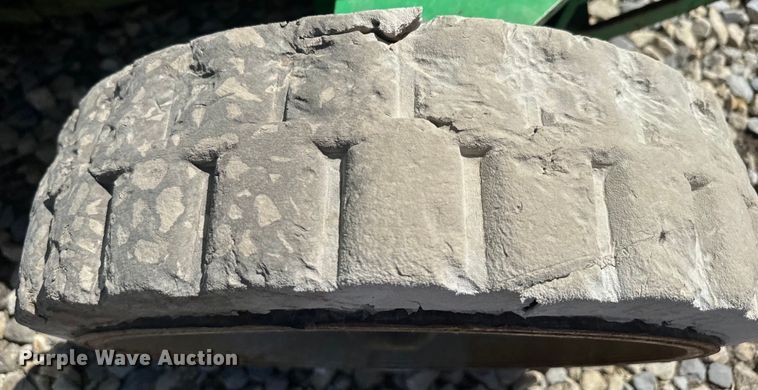 image for item EH5454 2008 JLG E400ajp boom lift