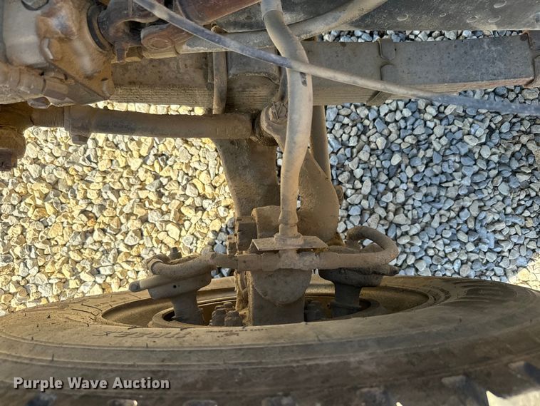 image for item EH5457 1978 International  grain truck