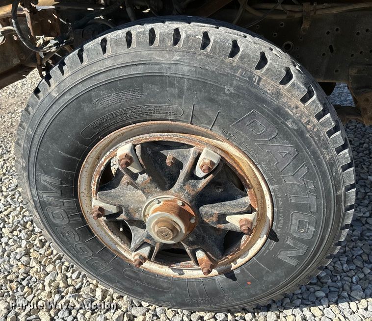 image for item EH5457 1978 International  grain truck