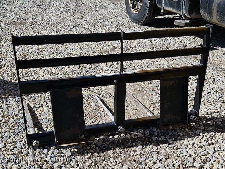 image for item EH5458 Bale spear