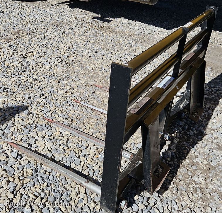 image for item EH5458 Bale spear