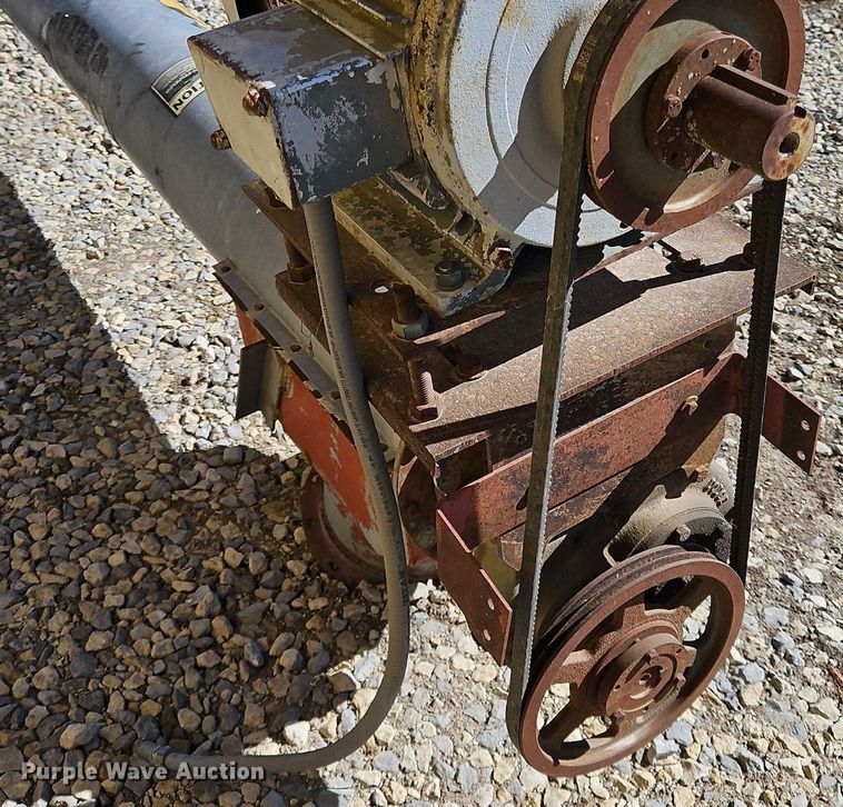 image for item EH5459 Hutchinson grain auger 