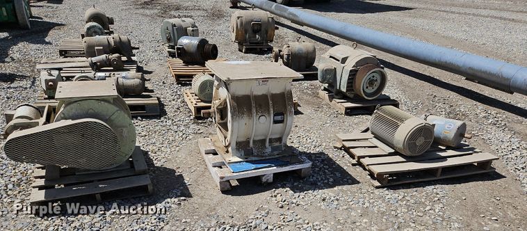 image for item EH5463 (12) electric motors 