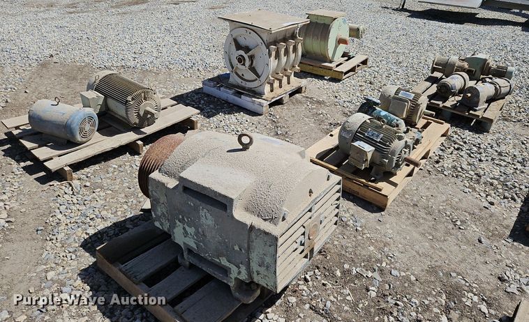 image for item EH5463 (12) electric motors 