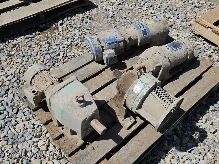 image for item EH5463 (12) electric motors 