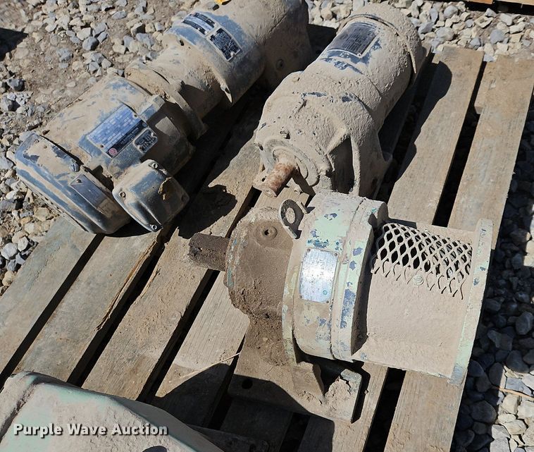 image for item EH5463 (12) electric motors 