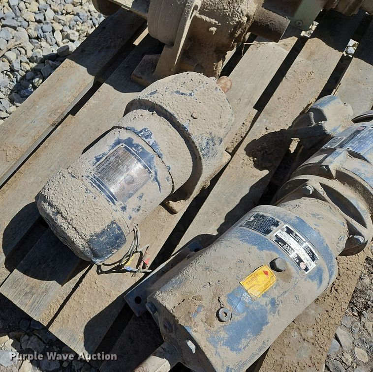 image for item EH5463 (12) electric motors 