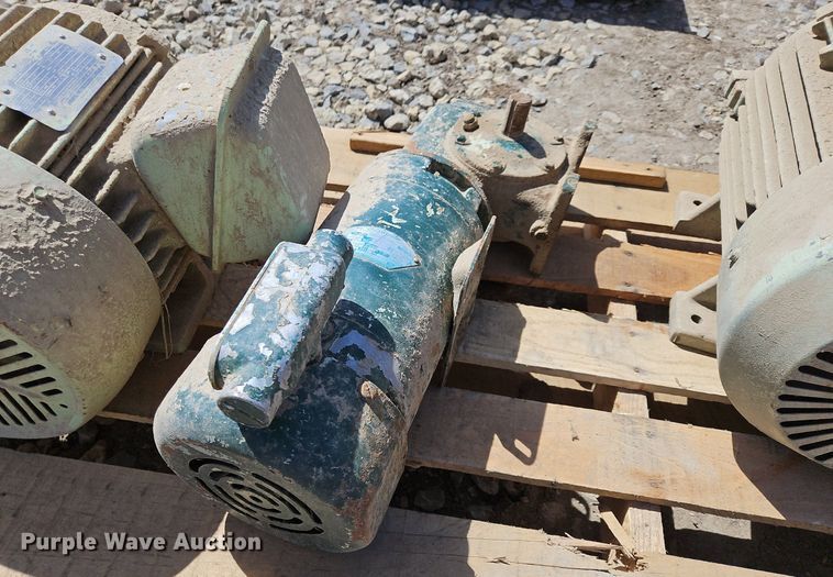 image for item EH5463 (12) electric motors 