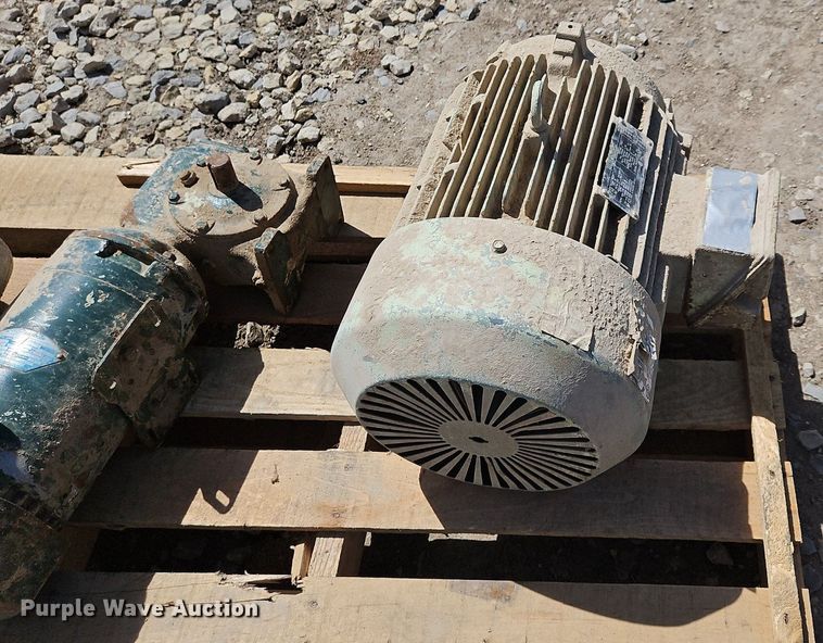 image for item EH5463 (12) electric motors 